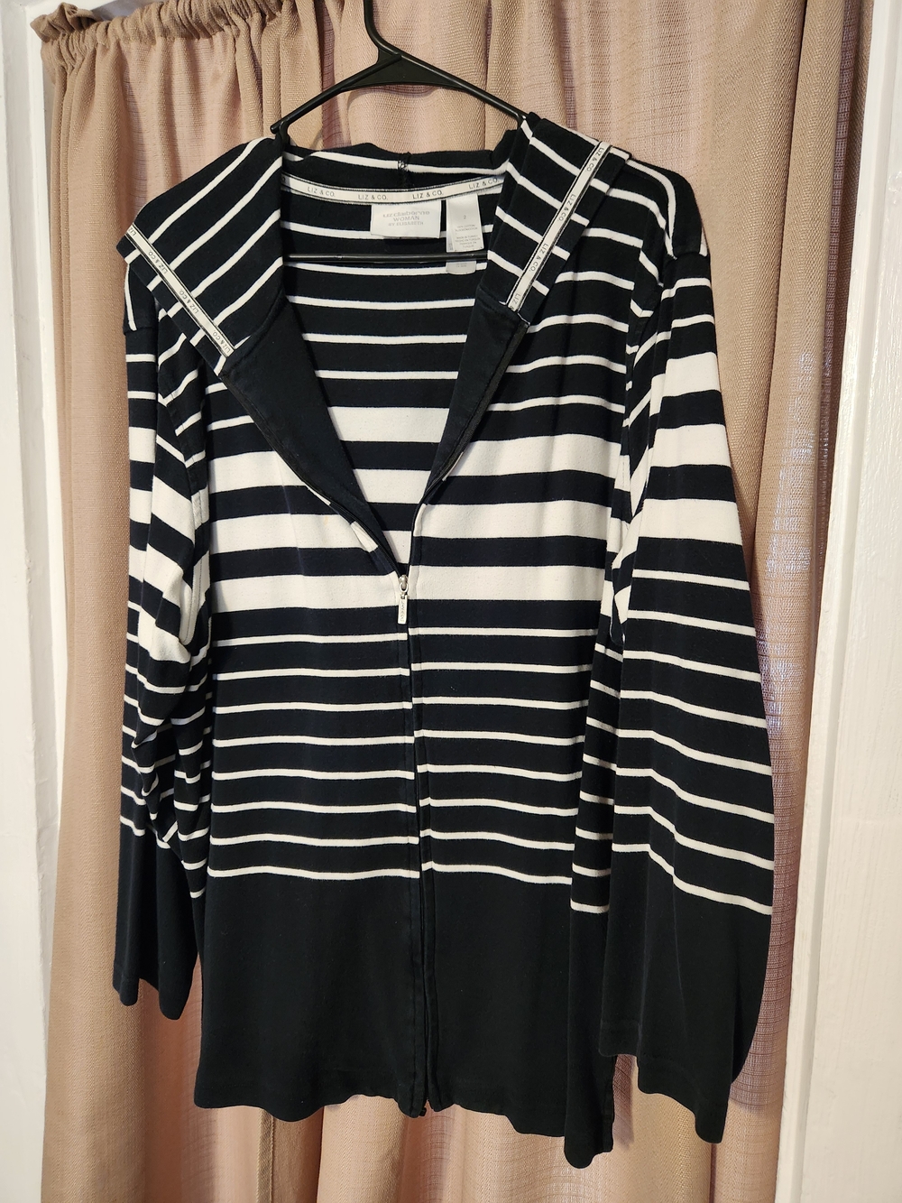 Liz Claiborne Black & White Striped Zip-Front Hooded Cardigan